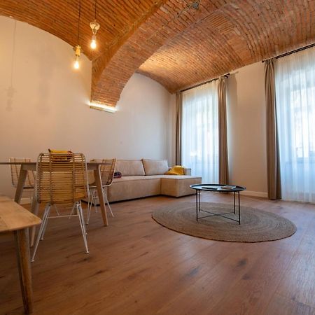 Apartament Apollo Brasovul Istoric Zewnętrze zdjęcie